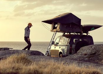 Šotor na strehi avtomobila